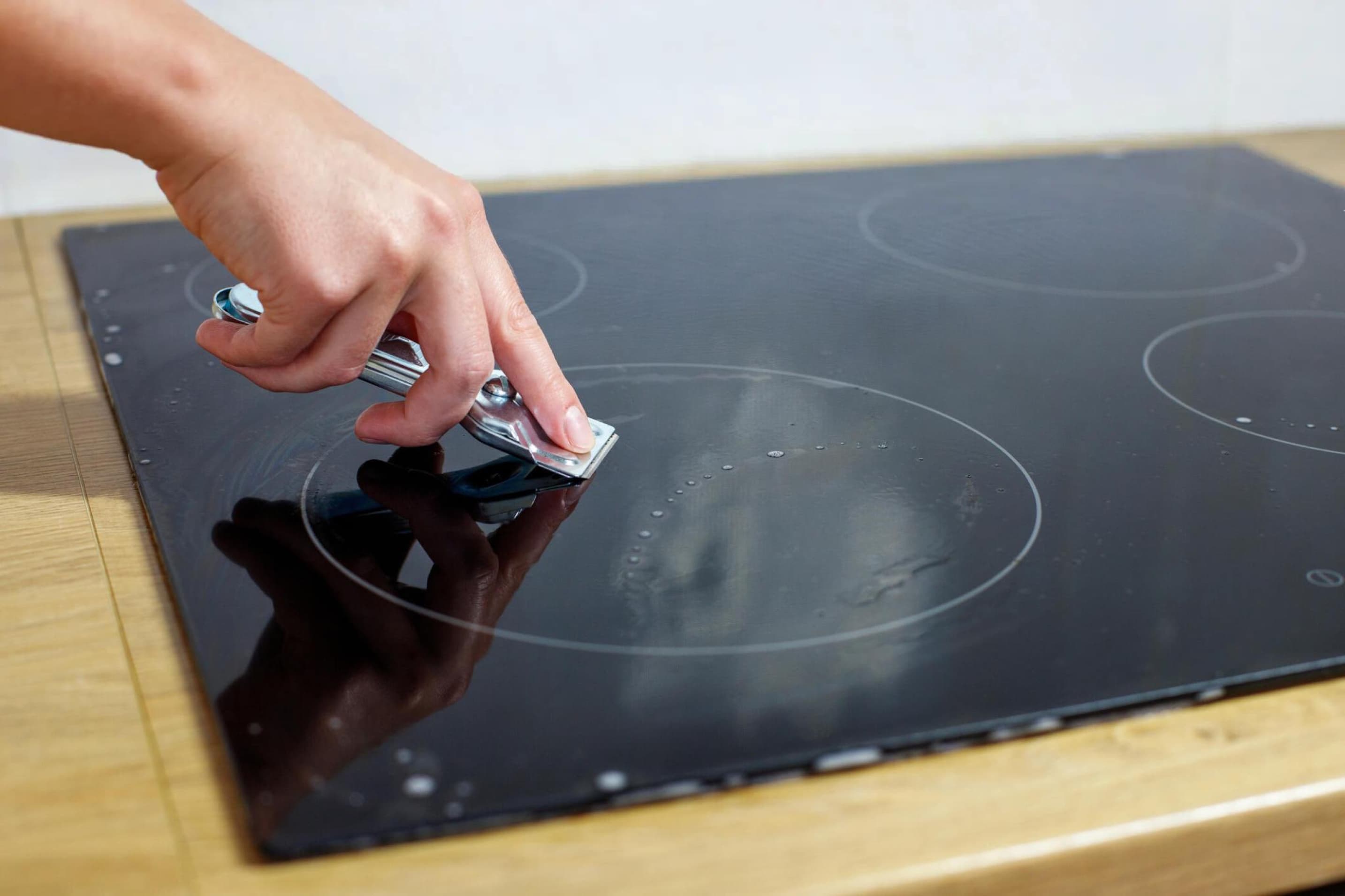 how to remove cloudiness from glass stovetop