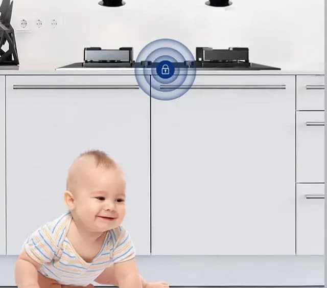 A child beside a kitchen counter with the C720S locked