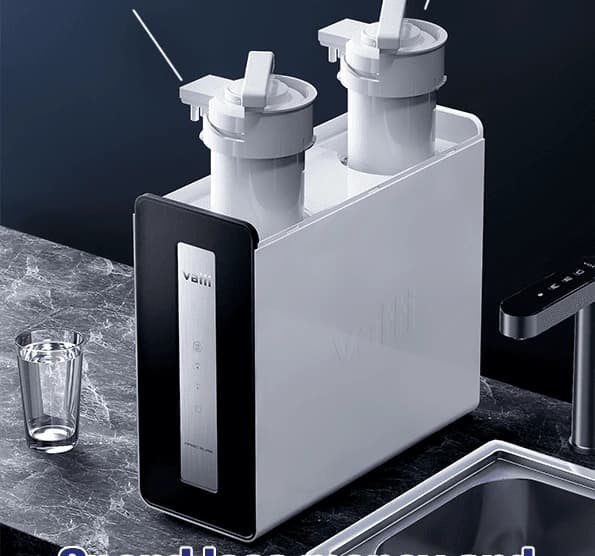 The two replaceable filters standing on top of the purifier